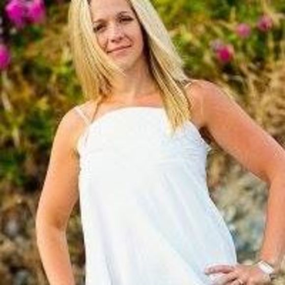 Meet your Posher, Tanya - Picture 1 of 1